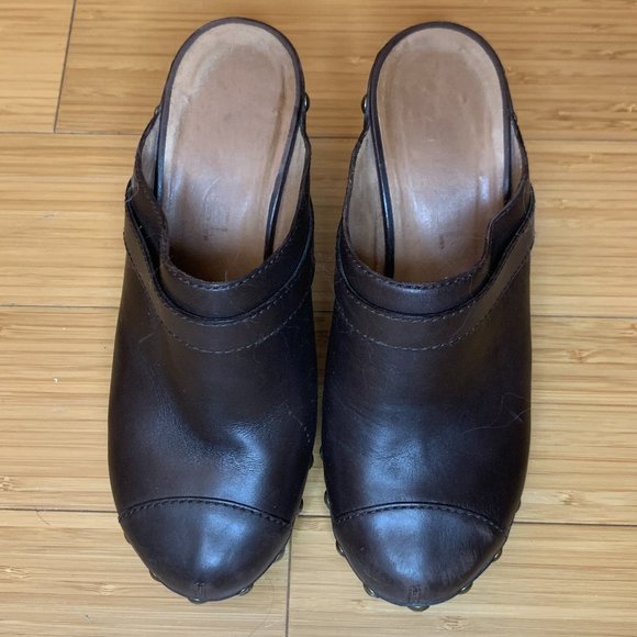 CHANEL Clogs Studded Leather Mule - Picture 1 of 6